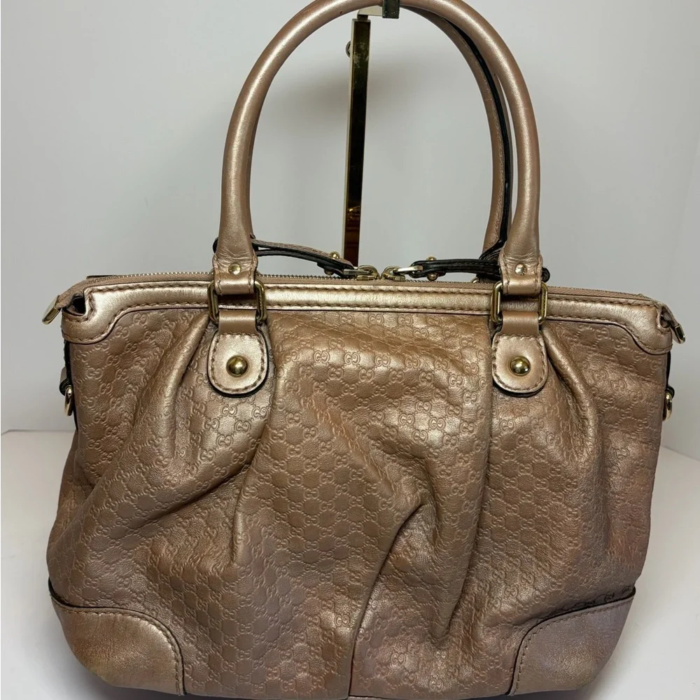 Metallic Blush Guccissima Leather Handbag